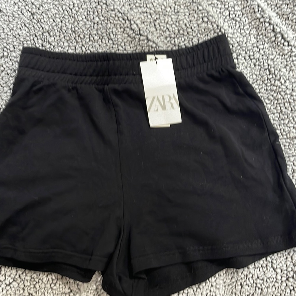 Black shorts size large women’s from Zara